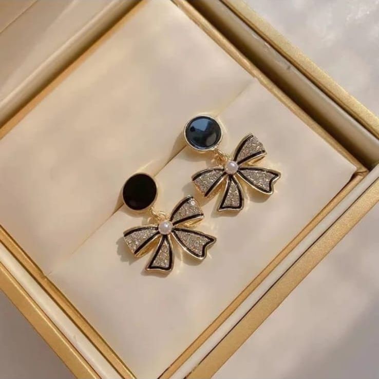Black Bow Earring