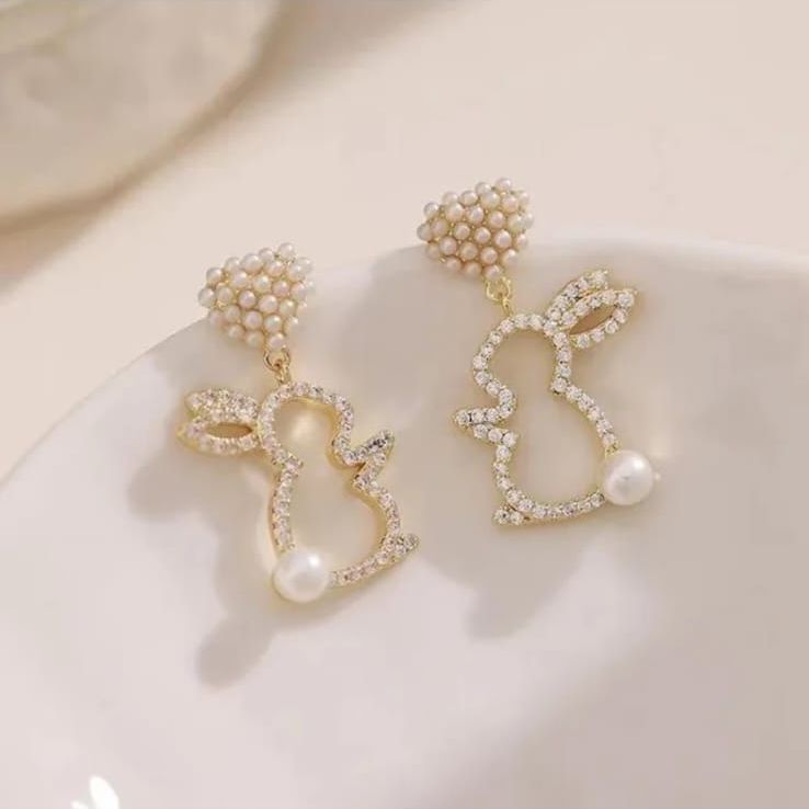 Korean Small Pearl Rabbit Earring