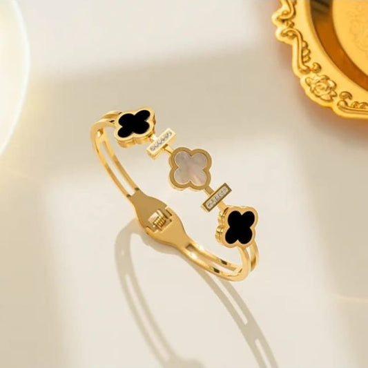 Dual Tone Clover Bracelet
