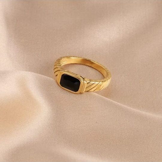 Black Stone Gold Ring