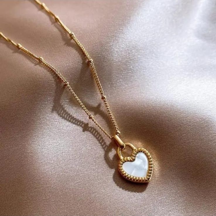 White Heart Necklace