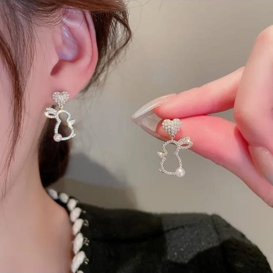 Korean Small Pearl Rabbit Earring